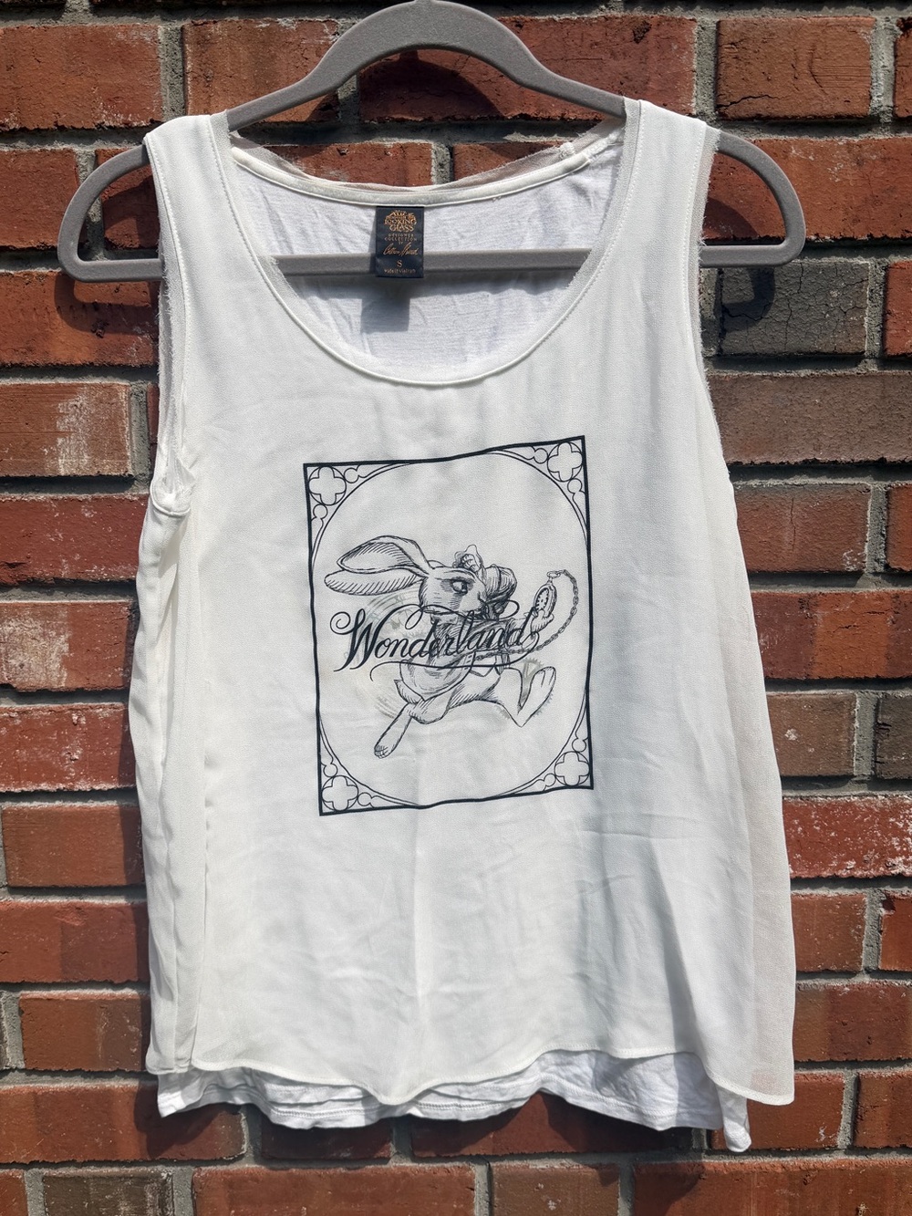 Alice Through the Looking Glass Tank Top Size S